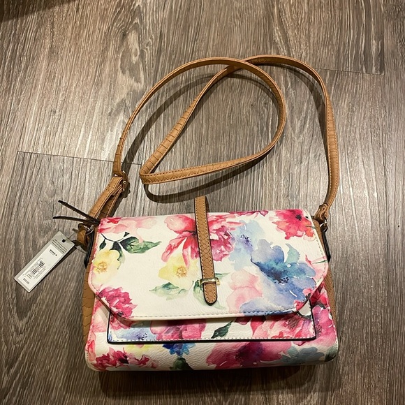 Apt.9 Bag - Picture 2 of 5